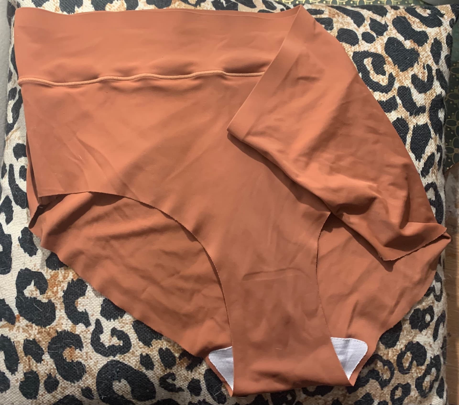 Knickers-Soft Burnt Orange-used - Image 1